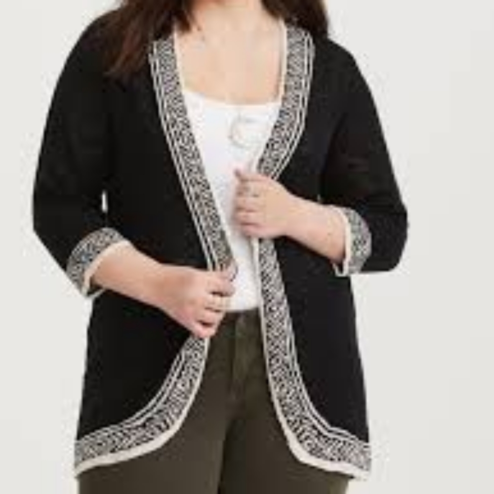 Torrid Black and White Cardigan - Picture 2 of 5